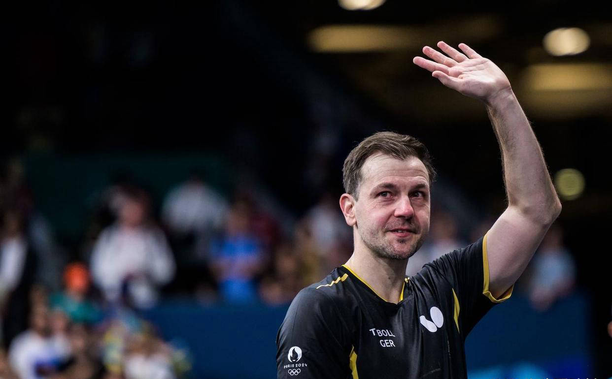 熊猫体育-武汉三镇训练开放日，今晚强势反弹引欢呼，德国杯在即，心理建设被强调